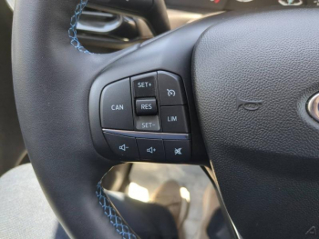 Photo 23 du bon plan FORD Fiesta 1.0 Flexifuel 95ch Active X 5p occasion à 14990 €