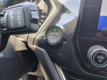 Photo 25 du bon plan FORD Fiesta 1.0 Flexifuel 95ch Active X 5p occasion à 14990 €