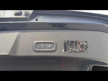 Photo 9 du bon plan VOLVO XC40 D3 AdBlue 150ch Inscription Luxe Geartronic 8 occasion à 23990 €