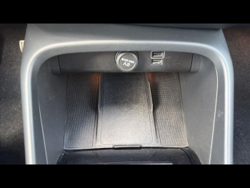 Photo 26 du bon plan VOLVO XC40 D3 AdBlue 150ch Inscription Luxe Geartronic 8 occasion à 23990 €