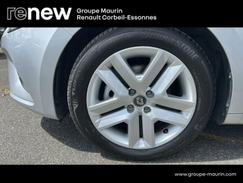 Photo 12 du bon plan RENAULT Clio 1.6 E-Tech hybride 140ch Business -21N occasion à 15390 €