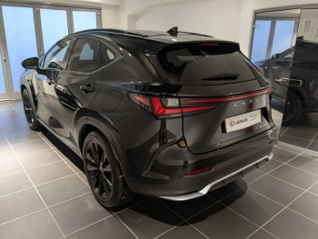 Photo 11 du bon plan LEXUS NX 450h+ F SPORT Executive 4WD MY24 occasion à 54900 €