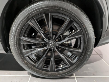 Photo 15 du bon plan LEXUS NX 450h+ F SPORT Executive 4WD MY24 occasion à 54900 €