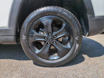 Photo 12 du bon plan JEEP Compass 2.0 MultiJet II 140ch Brooklyn Edition 4x4 BVA9 occasion à 15900 €