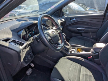 Photo 8 du bon plan FORD Kuga 1.5 Flexifuel-E85 150ch Stop&Start ST-Line 4x2 BVA Euro6.2 occasion à 17990 €