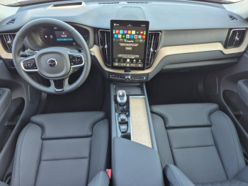 Photo 4 du bon plan VOLVO XC60 T6 Hybride Rechargeable 350ch Plus Style Dark Geartronic 8 AWD occasion à 69900 €