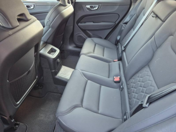 Photo 14 du bon plan VOLVO XC60 T6 Hybride Rechargeable 350ch Plus Style Dark Geartronic 8 AWD occasion à 69900 €