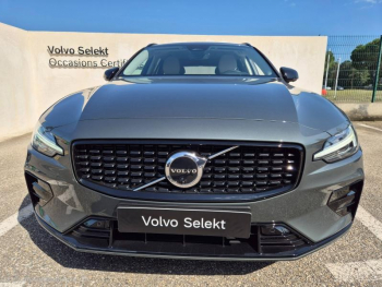 Photo 12 du bon plan VOLVO V60 B4 197ch Plus Style Dark DCT 7 occasion à 51490 €