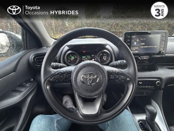 Photo 9 du bon plan TOYOTA Yaris 116h Design 5p MY22 occasion à 19200 €