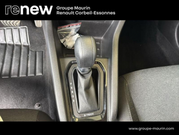 Photo 26 du bon plan RENAULT Clio 1.6 E-Tech hybride 140ch Zen -21N occasion à 13790 €
