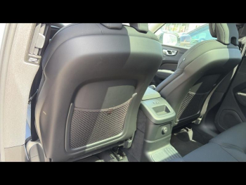 Photo 12 du bon plan VOLVO XC60 T6 Hybride Rechargeable 253 + 145ch Ultra Style Dark Geartronic 8 AWD occasion à 69900 €
