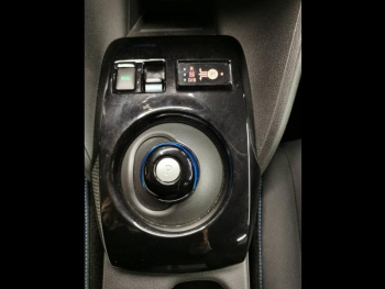 Photo 18 du bon plan NISSAN Leaf 150ch 40kWh N-Connecta 22 occasion à 16490 €