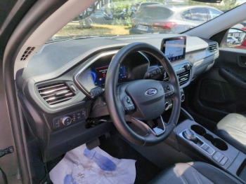 Photo 18 du bon plan FORD Kuga 2.5 Duratec 190ch FHEV E85 Vignale BVA occasion à 25900 €