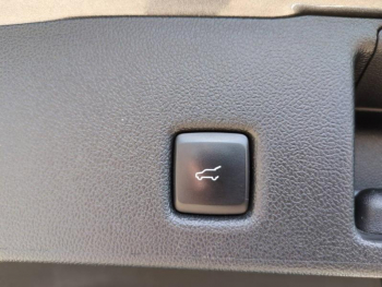 Photo 24 du bon plan FORD Kuga 2.5 Duratec 190ch FHEV E85 Vignale BVA occasion à 25900 €