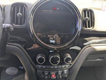 Photo 13 du bon plan MINI Countryman Cooper 136ch  Essential BVA7 occasion à 28490 €