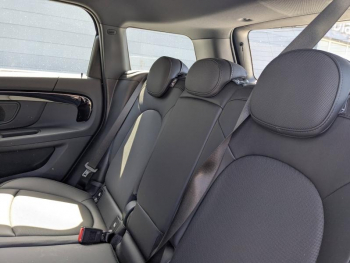 Photo 16 du bon plan MINI Countryman Cooper 136ch  Essential BVA7 occasion à 28490 €
