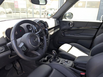 Photo 17 du bon plan MINI Countryman Cooper 136ch  Essential BVA7 occasion à 28490 €