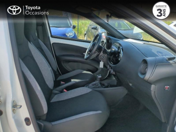 Photo 6 du bon plan TOYOTA Aygo X 1.0 VVT-i 72ch Dynamic S-CVT MY24 occasion à 13290 €