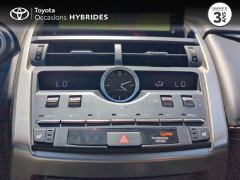 Photo 21 du bon plan LEXUS NX 300h 4WD Luxe occasion à 21500 €
