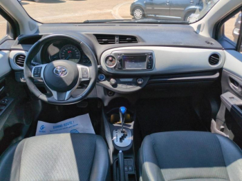 Photo 18 du bon plan TOYOTA Yaris HSD 100h Style 5p occasion à 9790 €