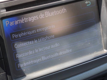 Photo 26 du bon plan TOYOTA Yaris HSD 100h Style 5p occasion à 9790 €