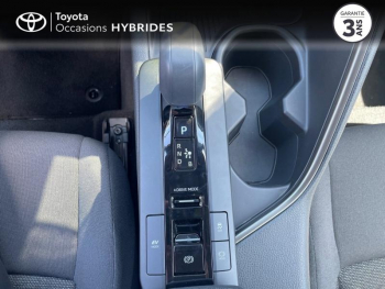 Photo 20 du bon plan TOYOTA C-HR 1.8 Hybride 140ch Dynamic NG23 occasion à 25490 €