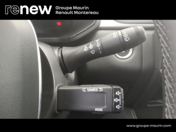 Photo 24 du bon plan RENAULT Captur 1.6 E-Tech full hybrid 145ch Evolution occasion à 21490 €