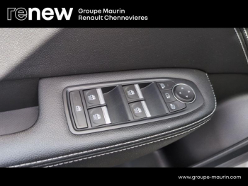 Photo 15 du bon plan RENAULT Arkana 1.3 TCe mild hybrid 140ch Techno EDC -22 occasion à 22999 €