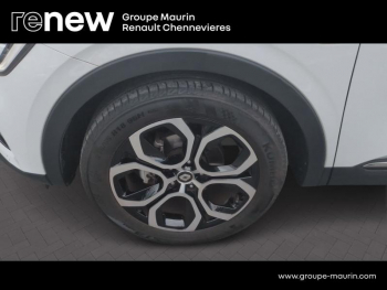 Photo 30 du bon plan RENAULT Arkana 1.3 TCe mild hybrid 140ch Techno EDC -22 occasion à 22999 €