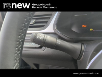 Photo 23 du bon plan RENAULT SYMBIOZ 1.6 E-Tech full hybrid 145ch Evolution occasion à 23990 €