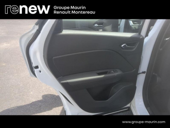 Photo 17 du bon plan RENAULT Captur 1.6 E-Tech full hybrid 145ch Evolution occasion à 23990 €