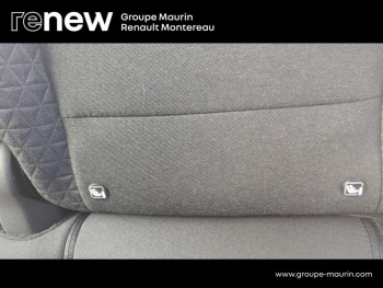Photo 18 du bon plan RENAULT Captur 1.6 E-Tech full hybrid 145ch Evolution occasion à 23990 €