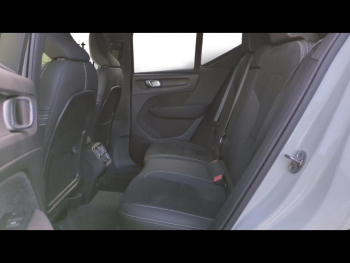 Photo 10 du bon plan VOLVO XC40 B3 163ch Ultra DCT 7 occasion à 38990 €