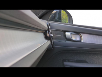Photo 32 du bon plan VOLVO XC40 B3 163ch Ultra DCT 7 occasion à 38990 €