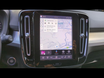 Photo 33 du bon plan VOLVO XC40 B3 163ch Ultra DCT 7 occasion à 38990 €