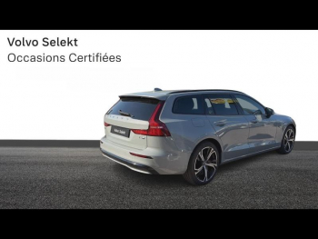 Photo 3 du bon plan VOLVO V60 T6 AWD 253+145ch Plus Style Dark Geartronic 8 occasion à 61900 €