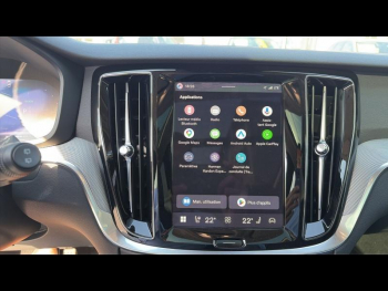 Photo 15 du bon plan VOLVO V60 T6 AWD 253+145ch Plus Style Dark Geartronic 8 occasion à 61900 €