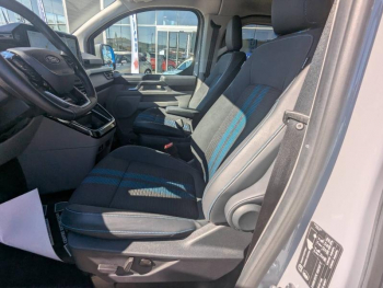 Photo 13 du bon plan FORD Transit Custom Fg VUL 320 L1H1 2.0 EcoBlue 170ch Cabine Approfondie Sport BVA8 occasion à 42320 €