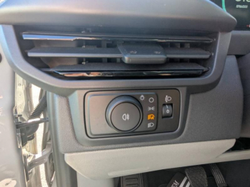 Photo 15 du bon plan FORD Transit Custom Fg VUL 320 L1H1 2.0 EcoBlue 170ch Cabine Approfondie Sport BVA8 occasion à 42320 €