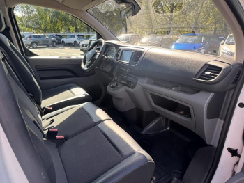 Photo 13 du bon plan CITROEN Jumpy Fg VUL M 1.5 BlueHDi 120ch S&S Driver occasion à 18900 €