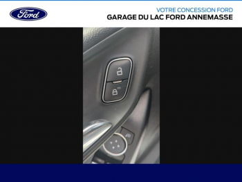 Photo 15 du bon plan FORD Fiesta 1.5 TDCi 85ch Stop&Start Trend 3p Euro6.2 occasion à 10390 €