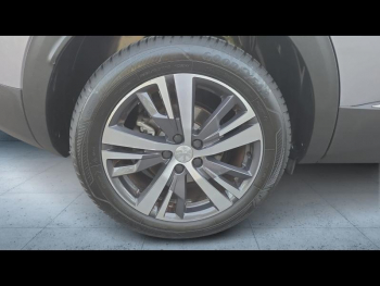 Photo 9 du bon plan PEUGEOT 3008 1.2 PureTech 130ch S&S Allure Pack occasion à 18900 €