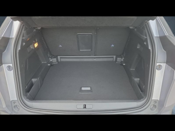 Photo 11 du bon plan PEUGEOT 3008 1.2 PureTech 130ch S&S Allure Pack occasion à 18900 €
