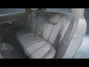 Photo 15 du bon plan PEUGEOT 3008 1.2 PureTech 130ch S&S Allure Pack occasion à 18900 €