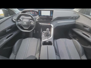 Photo 21 du bon plan PEUGEOT 3008 1.2 PureTech 130ch S&S Allure Pack occasion à 18900 €