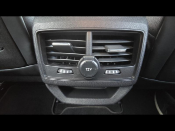 Photo 24 du bon plan PEUGEOT 3008 1.2 PureTech 130ch S&S Allure Pack occasion à 18900 €