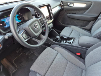 Photo 4 du bon plan VOLVO XC40 B3 163ch Black Edition DCT 7 occasion à 42990 €