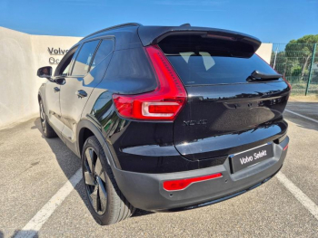 Photo 10 du bon plan VOLVO XC40 B3 163ch Black Edition DCT 7 occasion à 42990 €