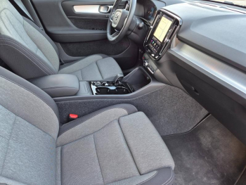 Photo 12 du bon plan VOLVO XC40 B3 163ch Black Edition DCT 7 occasion à 42990 €