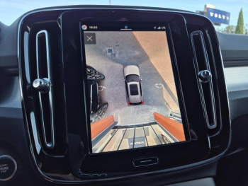 Photo 19 du bon plan VOLVO XC40 B3 163ch Black Edition DCT 7 occasion à 42990 €